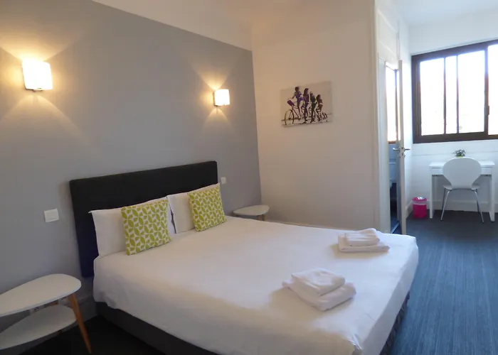 De La - Nouvel Etablissement 4*