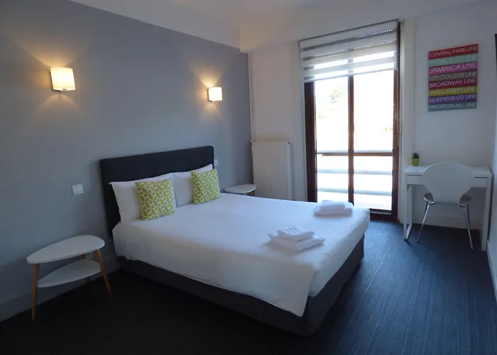 De La Hotel